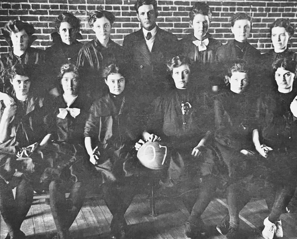 Women’s Basketball Debuts